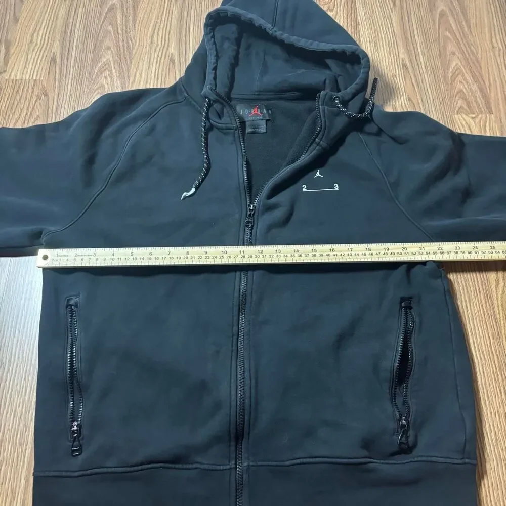 Jordan Men's Black and Green Hoodie